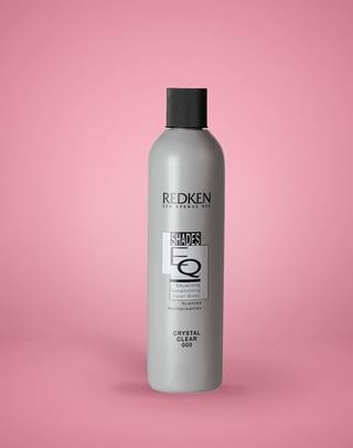 Shades EQ™ Gloss Demi Permanent Equalizing Conditioning Color ByRedken